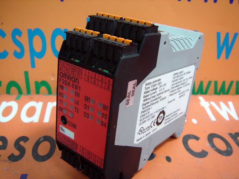 OMRON F3SX-EB1 SAFETY CONTROLLER - PLC DCS SERVO Control MOTOR